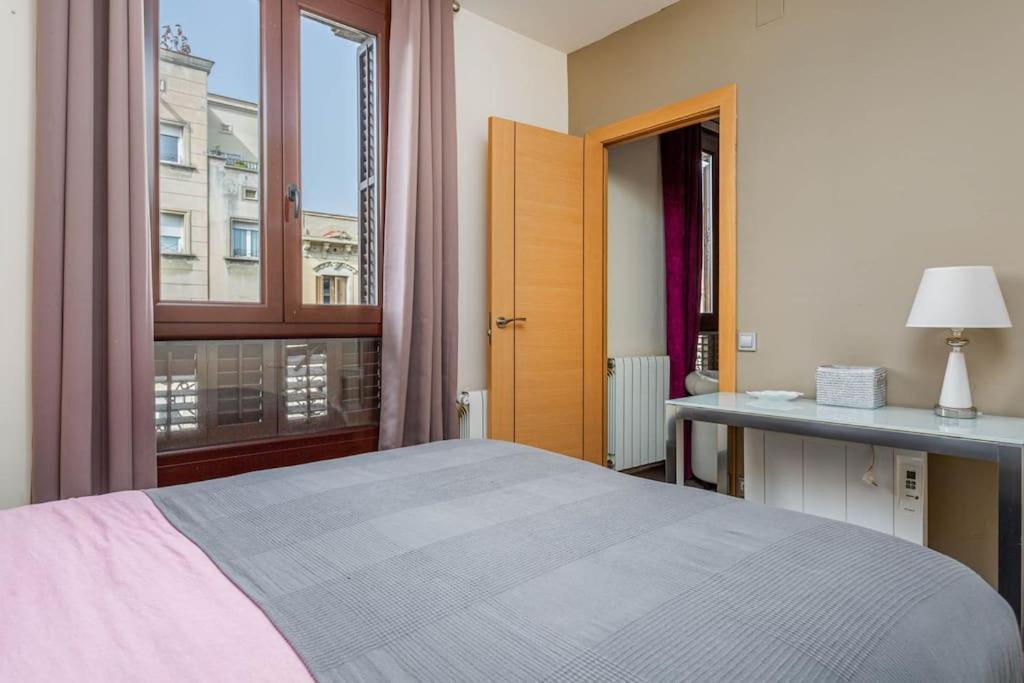 One Bedroom Apartment In Barcelona City Center Экстерьер фото